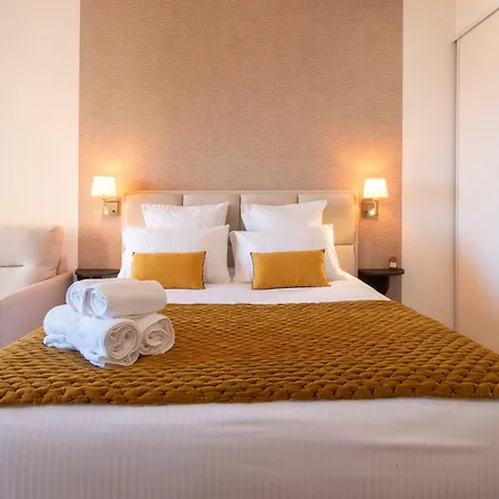 شقة Monaco Border Luxury - Sea View - Pool